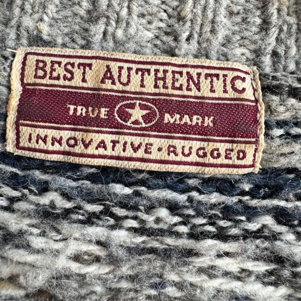 Vintage Nordic Fair Isle Chunky Wool Blend Cottagecore Sweater M Cabincore Cozy - Picture 3 of 5
